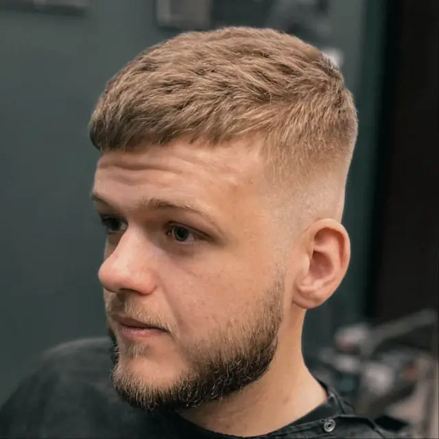 Blond fade + broda w Gentlemen Barber Shop Tarnobrzeg w centrum Tarnobrzega
