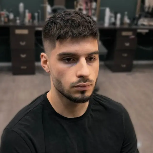 Crop - portret w Gentlemen Barber Shop Tarnobrzeg w centrum Tarnobrzega