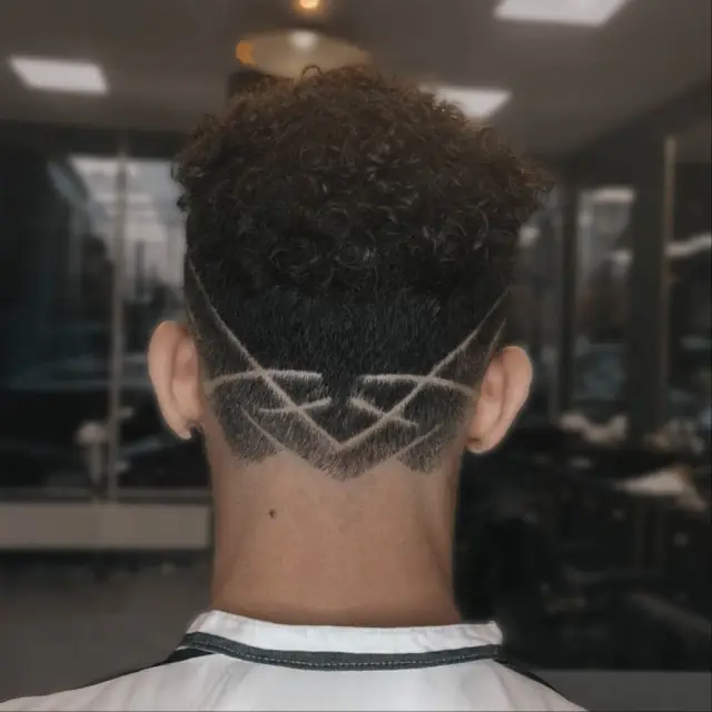 Geometric design w Gentlemen Barber Shop Tarnobrzeg w centrum Tarnobrzega
