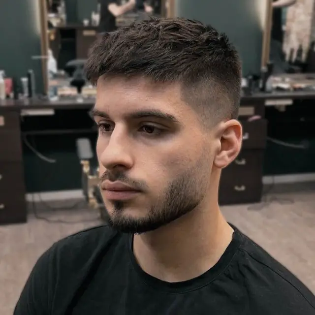 Męski portret fade w Gentlemen Barber Shop Tarnobrzeg w centrum Tarnobrzega