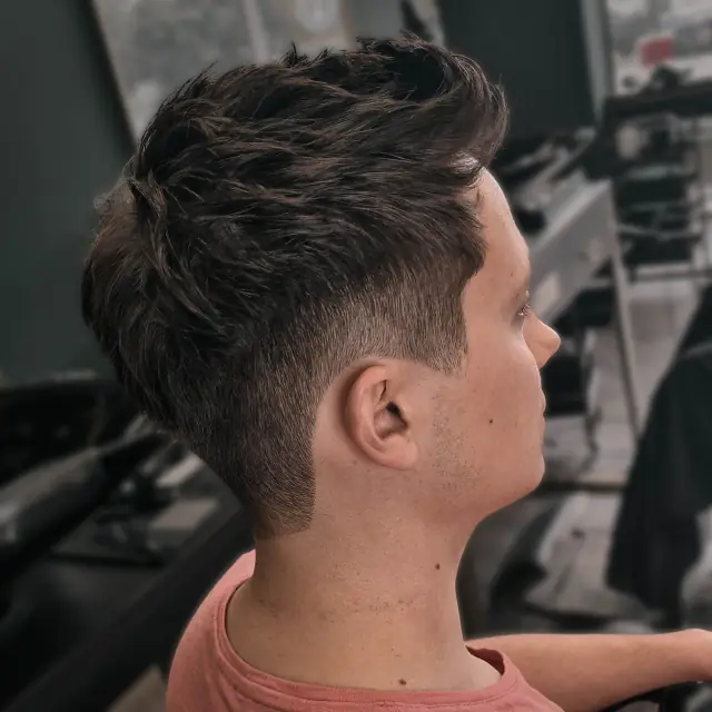 Naturalny fade w Gentlemen Barber Shop Tarnobrzeg w centrum Tarnobrzega