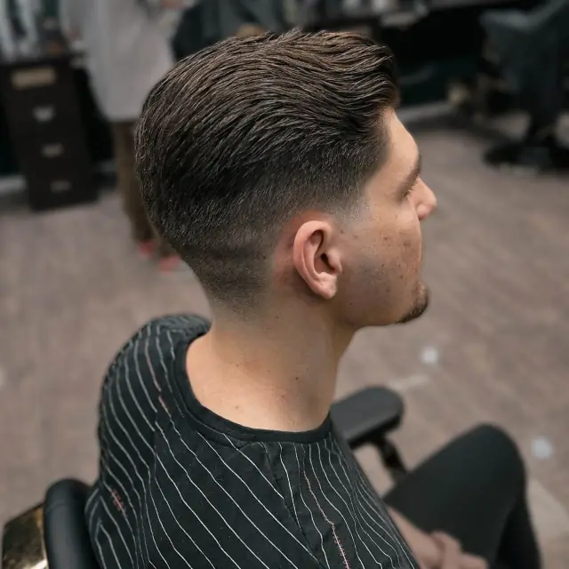 Side part profil w Gentlemen Barber Shop Tarnobrzeg w centrum Tarnobrzega
