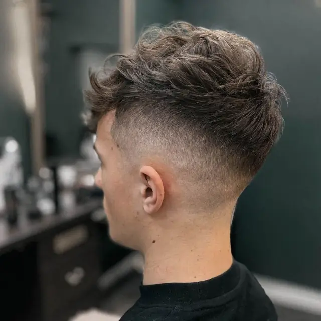Textured fade w Gentlemen Barber Shop Tarnobrzeg w centrum Tarnobrzega